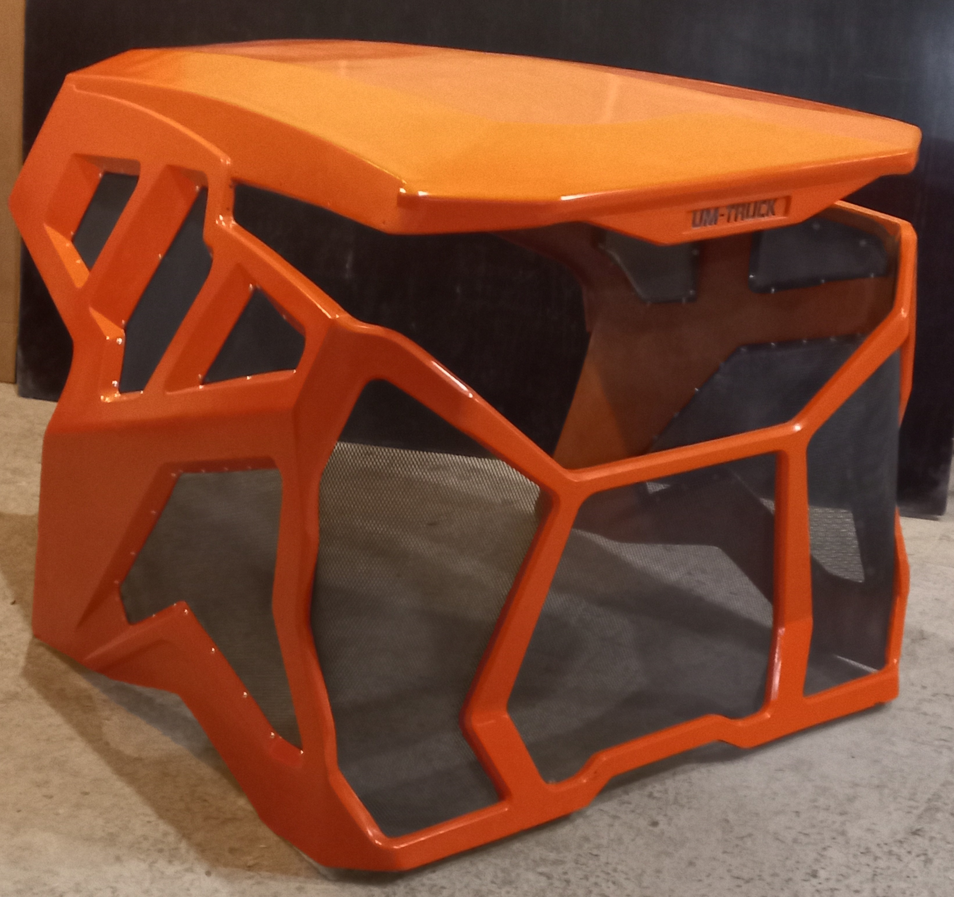 Капот стеклопластиковый. 08.02.2026 г.